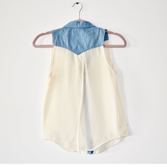 Collared Tank - Picture 2 of 2